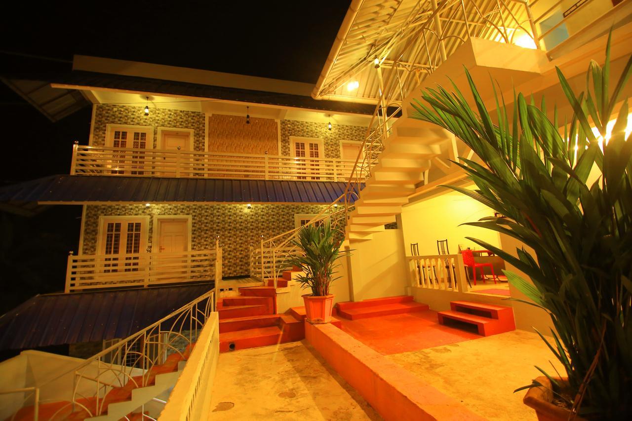 Oyo 4867 Royal Homes Alappuzha Exterior photo
