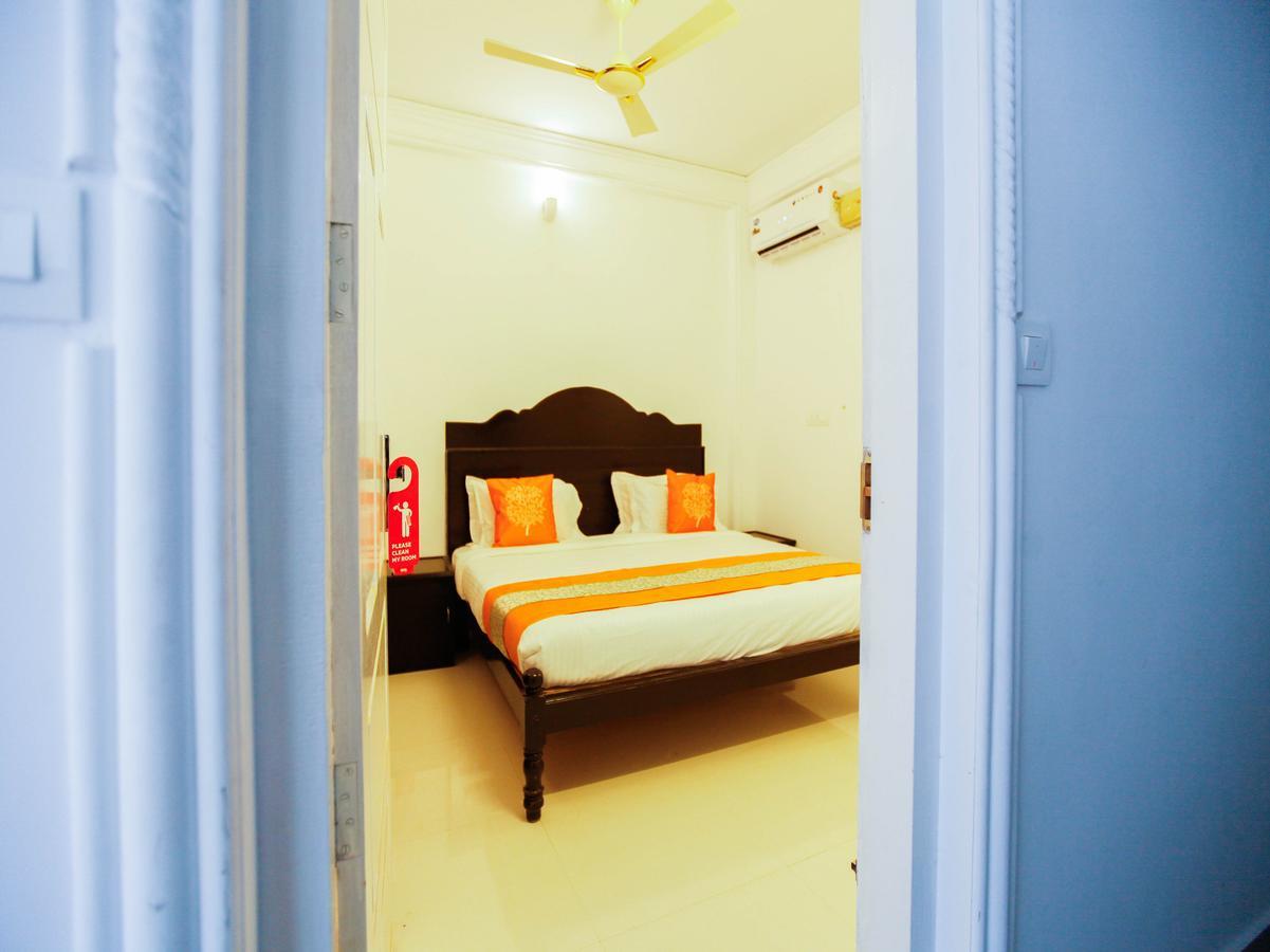 Oyo 4867 Royal Homes Alappuzha Exterior photo