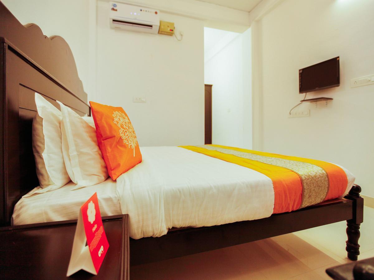 Oyo 4867 Royal Homes Alappuzha Exterior photo